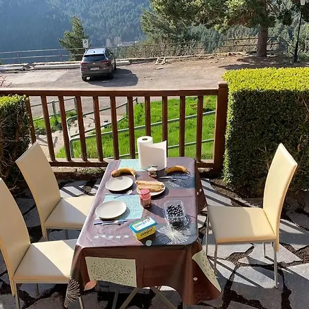 Cerca Pista De Esqui La Molina Con Piscina Y Jardin